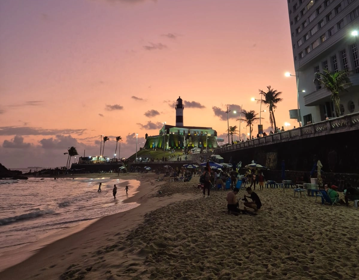 Salvador tem 19  praias impróprias para banho; confira quais