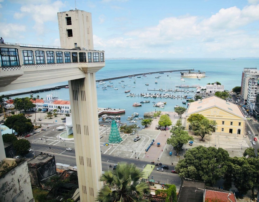 Obras de requalificação do Elevador Lacerda devem ser entregues em dezembro, diz Prefeitura