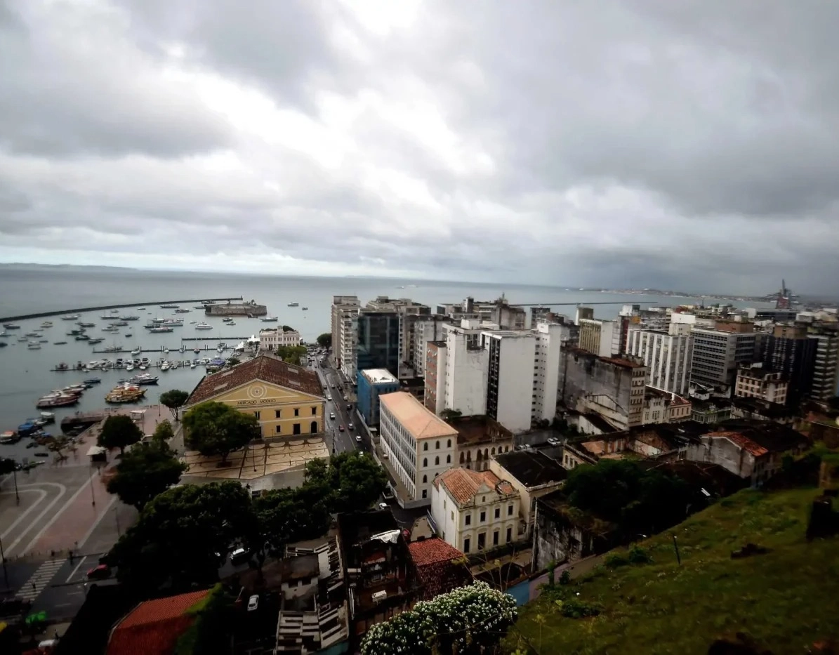 Sinal laranja: 410 cidades da Bahia entram em alerta por previsão de fortes chuvas; veja lista