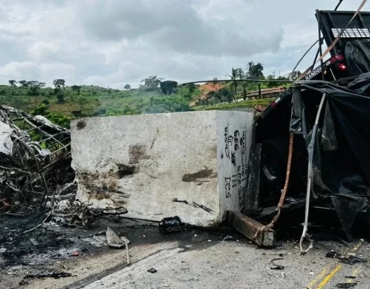 Motorista envolvido em acidente em MG é procurado pela polícia; entenda caso