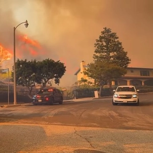 Incêndios florestais saem de controle na Califórnia