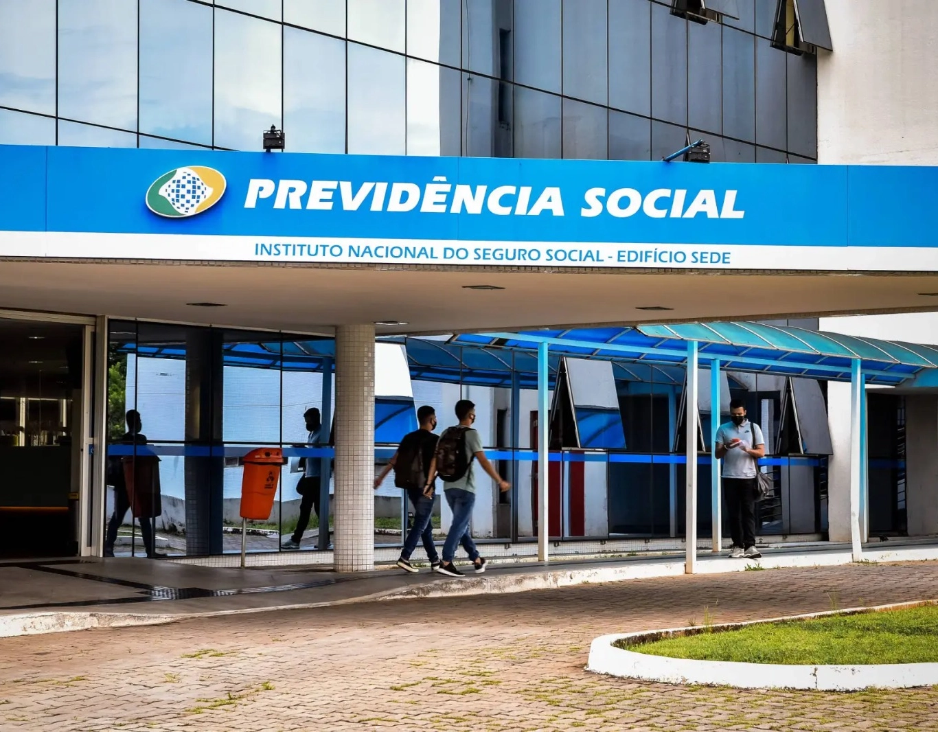 INSS confirma que ressarcimento por descontos indevidos será feito diretamente na folha de pagamento