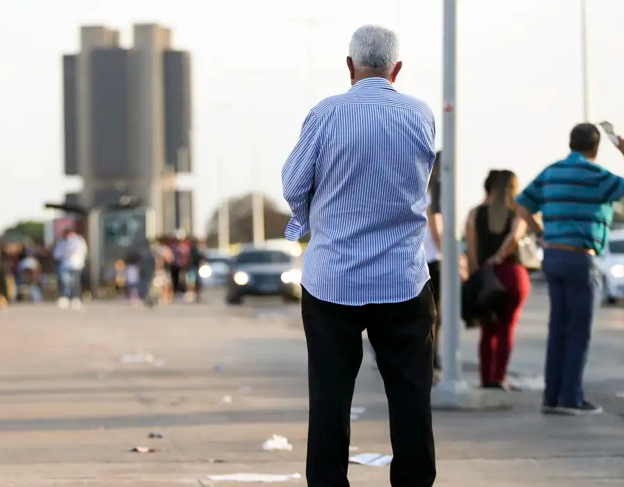 Anvisa aprova medicamento para retardar avanço do Alzheimer