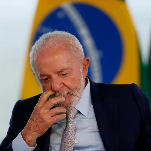 Em post, Lula pede continuidade ao legado de Francisco e parabeniza papa Leão XIV