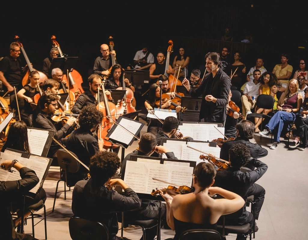 Saia de Casa, com Doris Pinheiro: confira a programação para o fim de semana com muita música