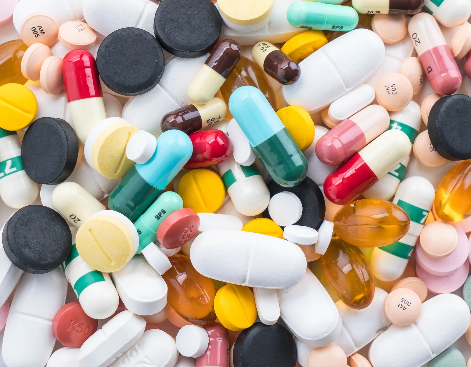 Anvisa manda apreender lotes falsificados de medicamentos para doenças graves