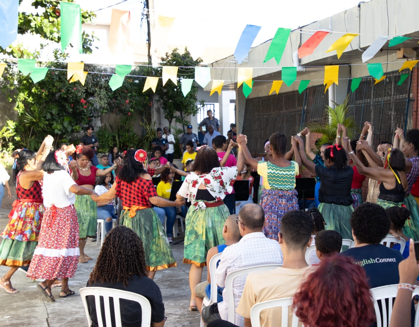 Escola de Dança da Funceb realiza Arraiá no Nordeste de Amaralina com Orquestra Neojibá