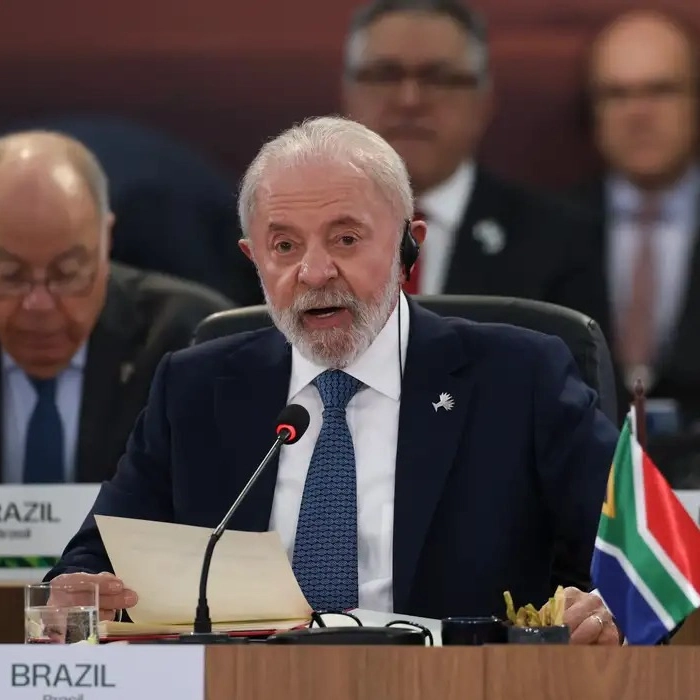 Lula reage a Trump após defesa de Bolsonaro: 'Não palpite sobre nossa vida'