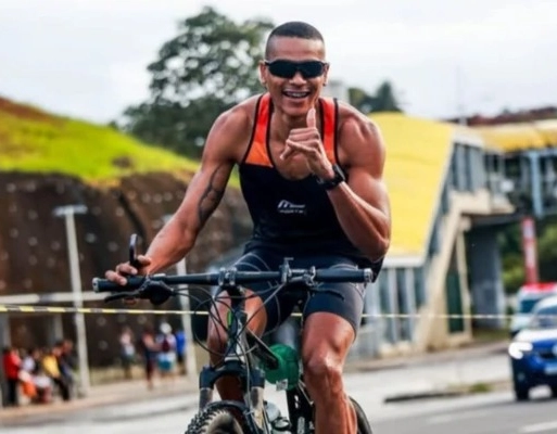 Corredores prestam homenagem a atleta vítima de atropelamento
