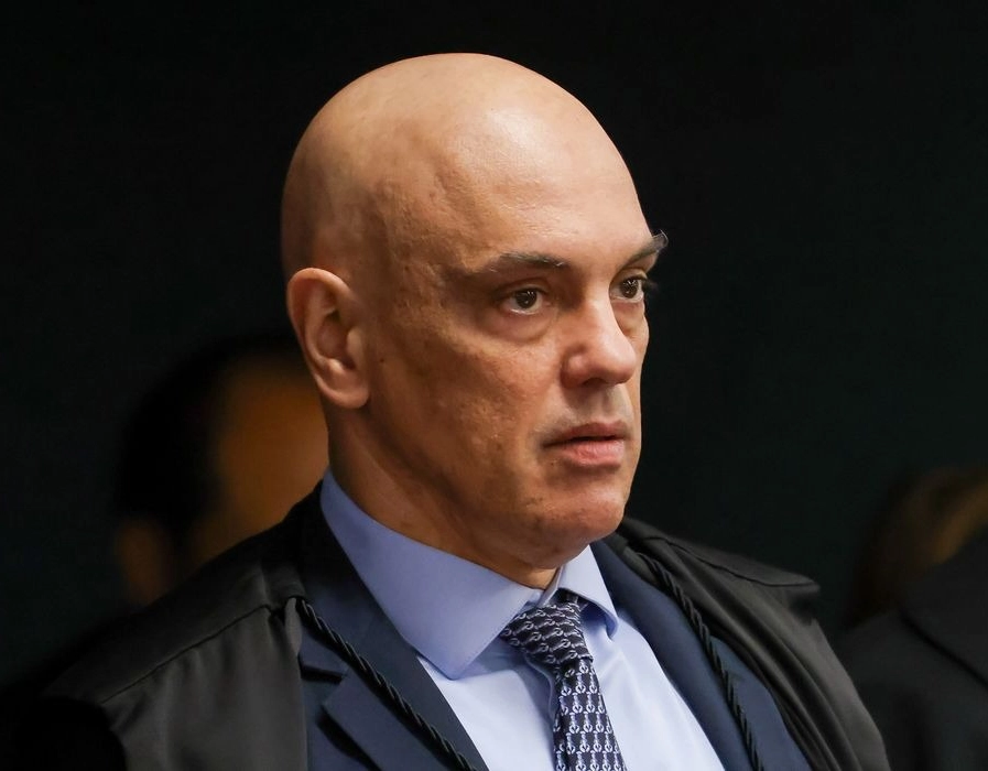 Bancos brasileiros podem ser punidos se cumprirem sanções dos EUA, alerta Moraes