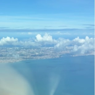 Piloto mostra Salvador do alto da cabine e vídeo viraliza nas redes