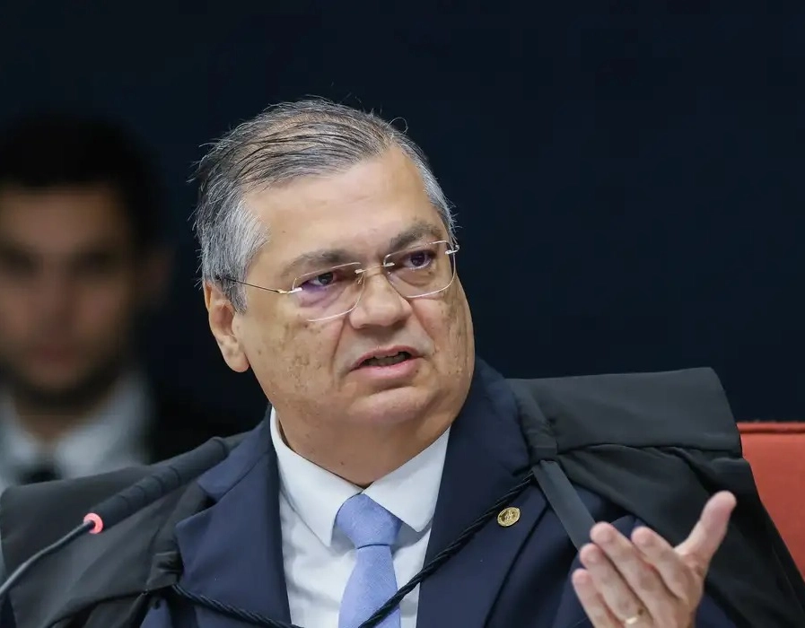 'Emendas Pix': STF manda PF investigar R$ 694 milhões sem transparência