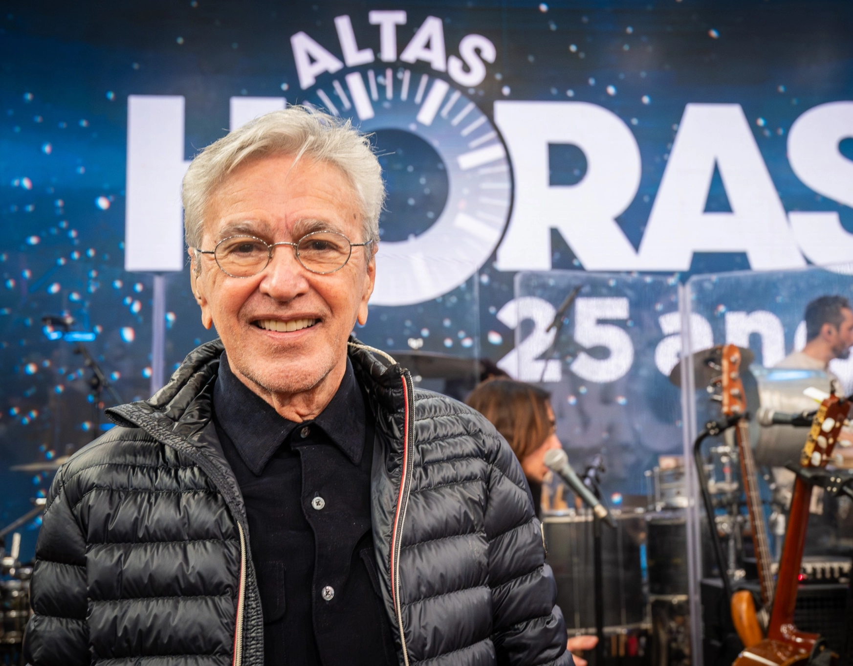 Caetano Veloso é homenageado em edição de 25 anos do 'Altas Horas'