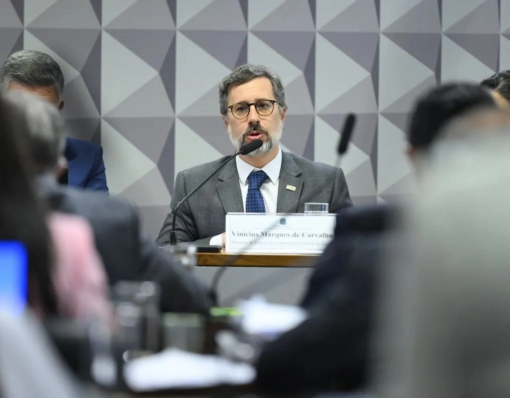 Ministro diz que não informou governo sobre fraudes no INSS para preservar sigilo das investigações