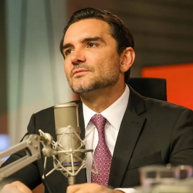 União Brasil abre processo contra Celso Sabino por resistir deixar ministério