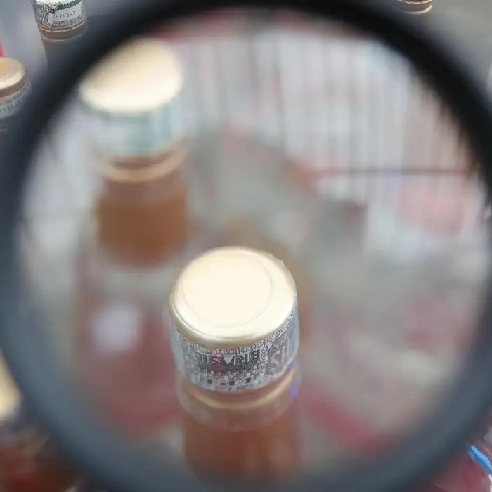 Brasil registra 36 casos e 7 mortes por intoxicação com metanol