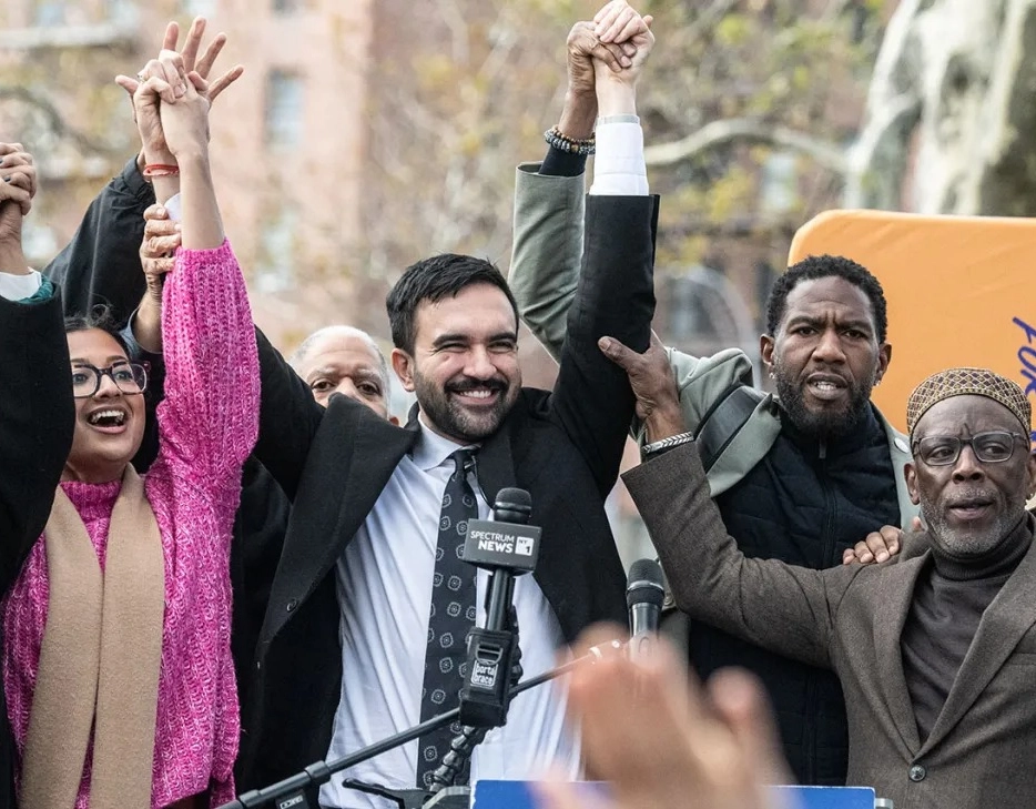 Zohran Mamdani é eleito prefeito de Nova York e faz história como primeiro muçulmano a comandar a cidade