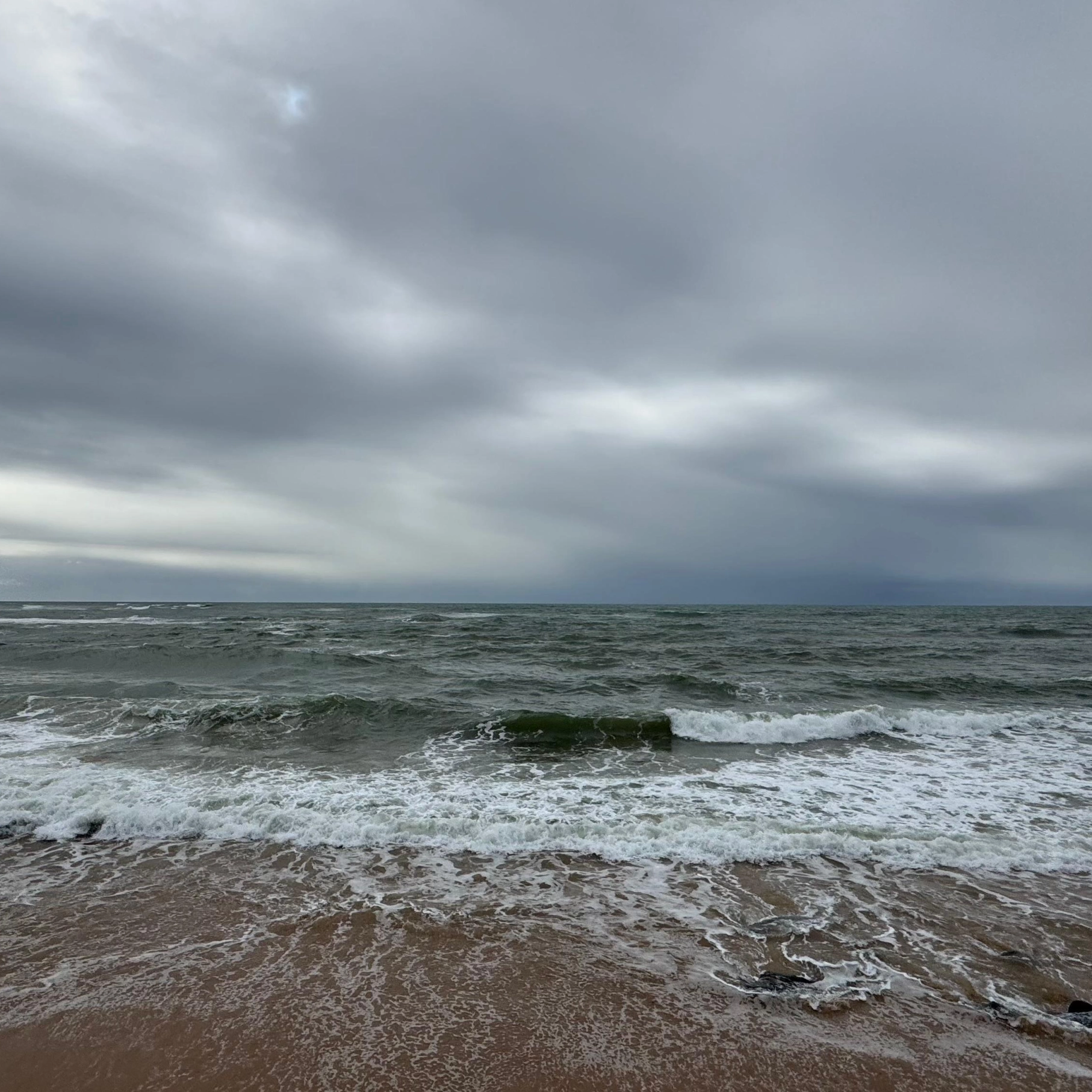 Inmet emite alertas laranja e vermelho para mais de 30 cidades da Bahia