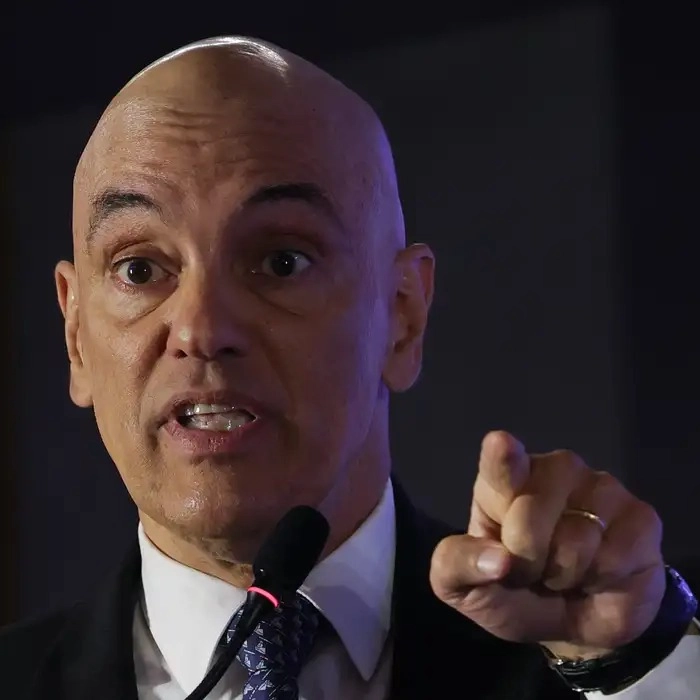 Moraes vota para condenar cinco réus do núcleo 2 da trama golpista