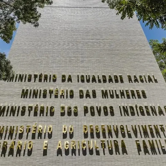 Incêndio atinge Ministério da Igualdade Racial em Brasília