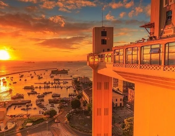 Sol, calor e ventos fortes marcam a semana em Salvador