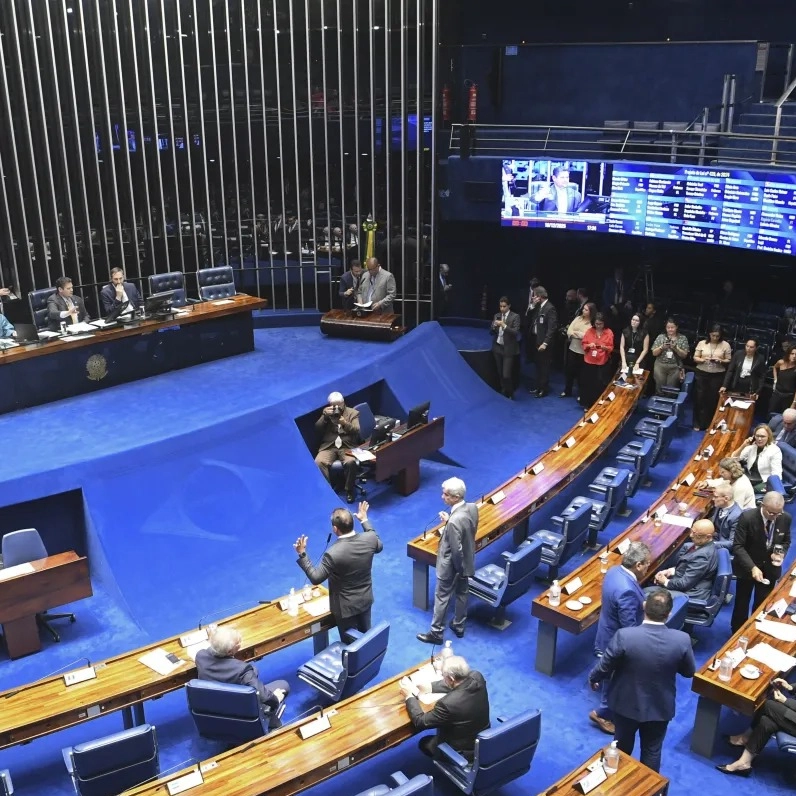Senado aprova PL da Dosimetria por 48 votos a 25
