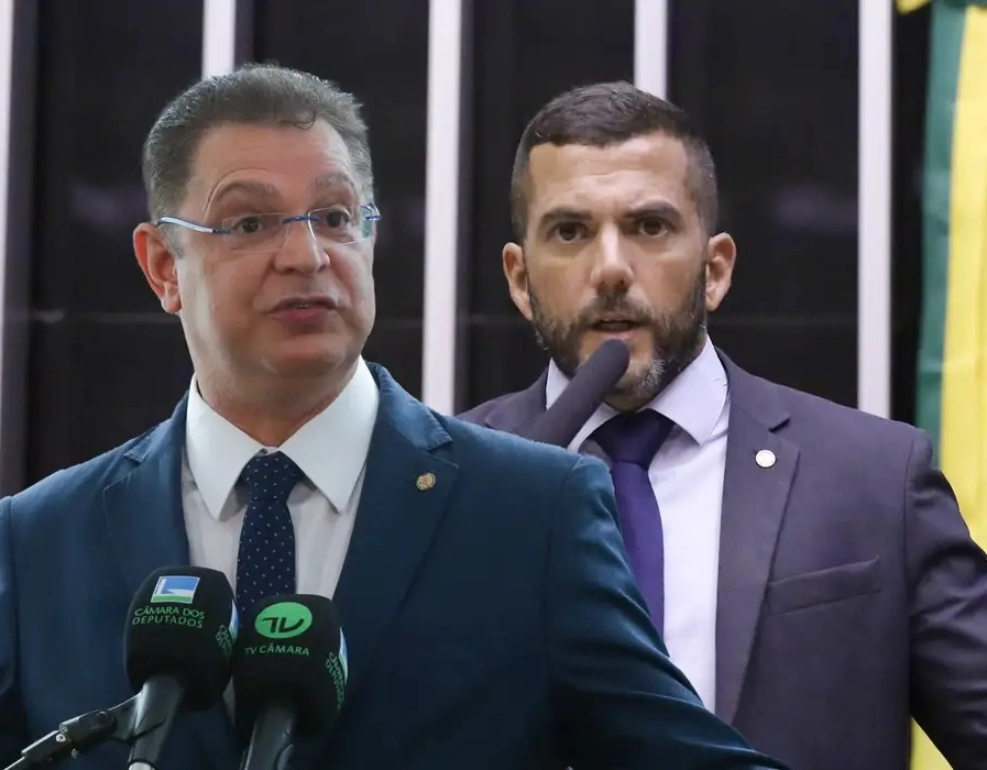 PF aponta milhões em transações suspeitas ligadas a assessores de deputados do PL