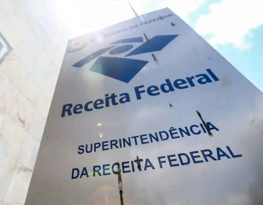 Receita nega taxação de transações financeiras a partir de R$ 5 mil