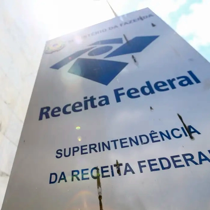 Receita nega taxação de transações financeiras a partir de R$ 5 mil