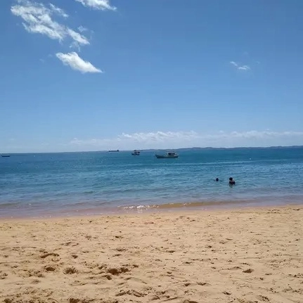 Vai à praia em Salvador? Veja qual é a única liberada para banho