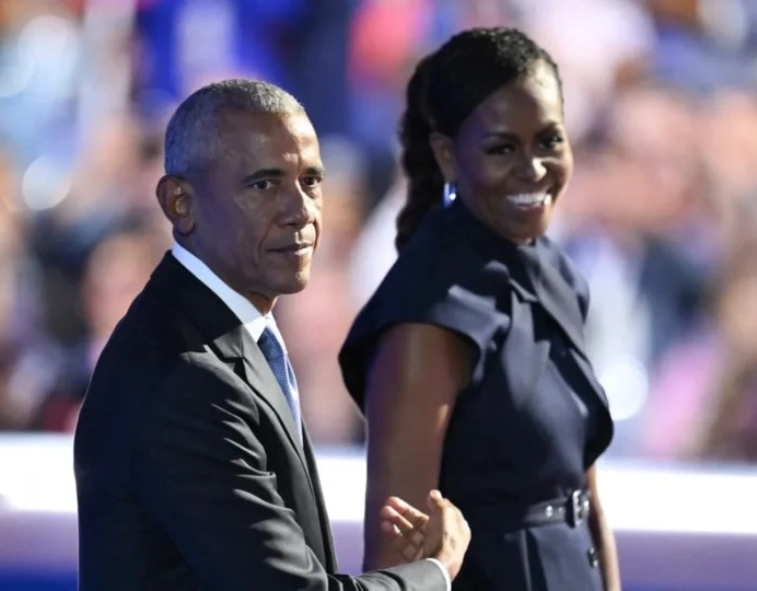 Trump publica vídeo racista contra Obama e Michelle como macacos