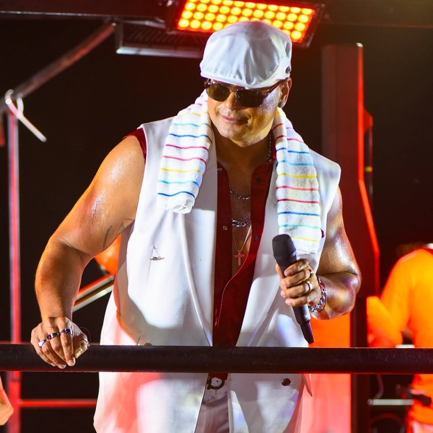 Melhor Segunda-Feira do Mundo reúne multidão no pré-Carnaval de Salvador com homenagem ao samba