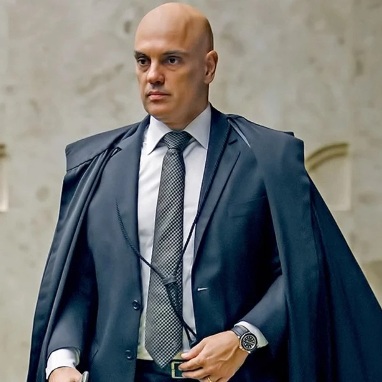 Alexandre de Moraes nega pedido e exige que X cumpra ordens judiciais no país