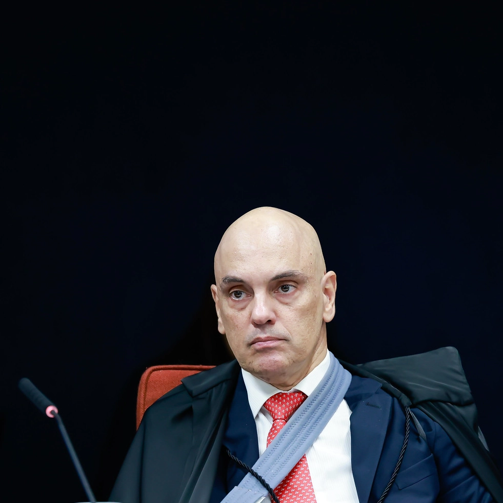 Alexandre de Moraes deve determinar prisão definitiva de Zambelli na próxima semana
