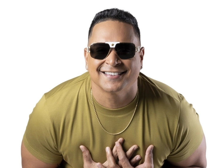 Xanddy Harmonia celebra o pagode baiano e o samba de roda em show em Praia do Forte; saiba quando