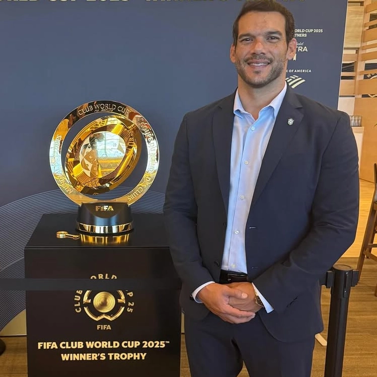 Samir Xaud, presidente da CBF, é alvo de operação da PF por suspeita eleitoral
