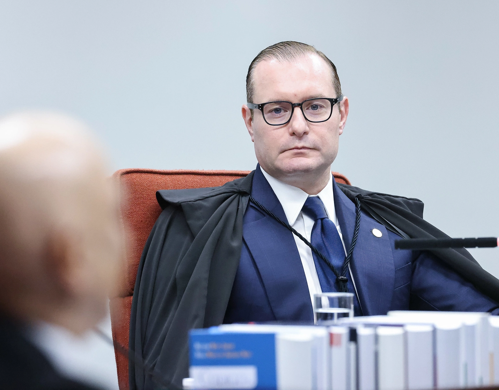 Voto de Cristiano Zanin firma placar de 4x1 contra Bolsonaro no STF