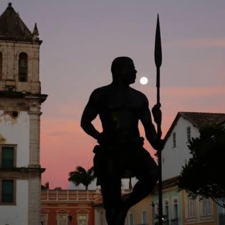 Dia da Consciência Negra passa a ser feriado nacional após sanção de Lula